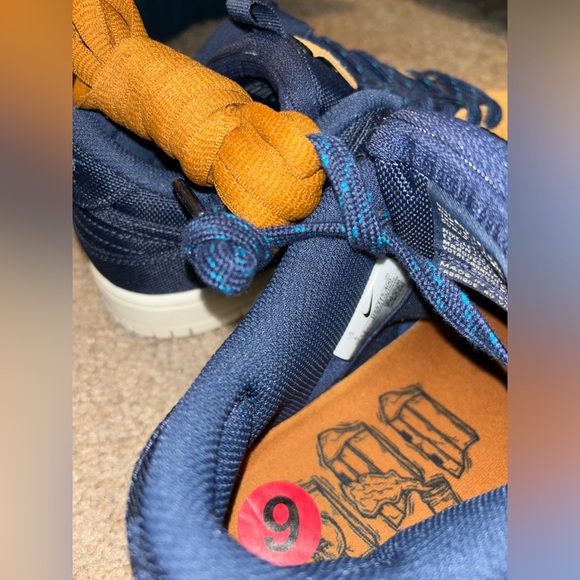 Nike Sb Dunk- Desert Ochre and Midnight Navy - Picture 8 of 8